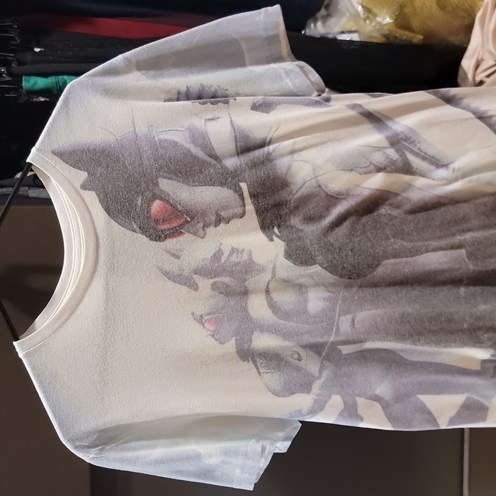 Batman and Catwoman Ecko Graphic Tee Medium